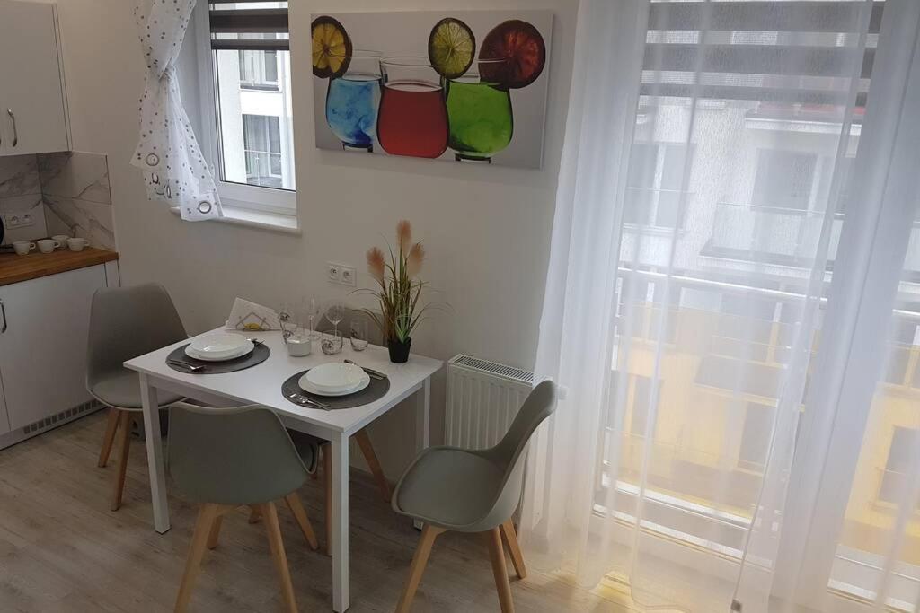 Komfortowy Nowoczesny Apartament Kustronia Z Garazem Balkonem Wanna Bielsko-Biała Eksteriør billede